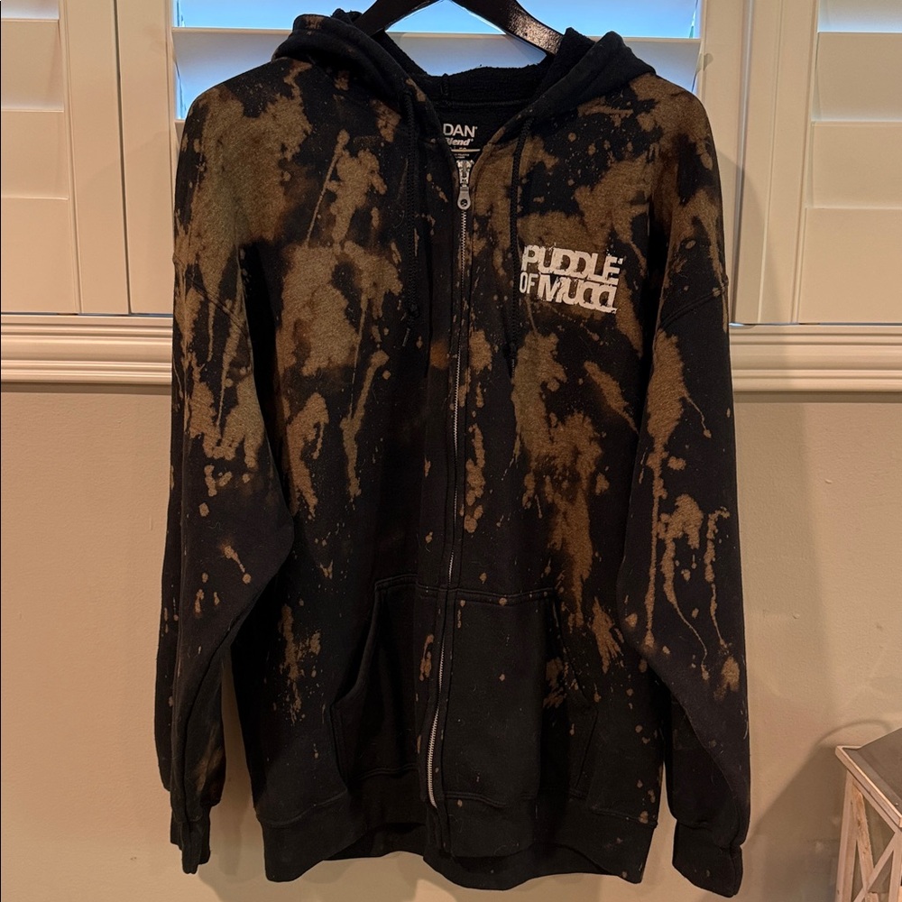 Gildan Black and Brown Puddle Of Mudd Concert Zip Up Hoodie